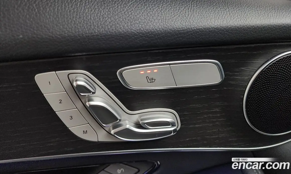 Mercedes-Benz GLC-Class 2020 2.0 автомат (гидро), фото 33 Mercedes-Benz GLC-Class 2020 2.0 автомат (гидро), фото 33