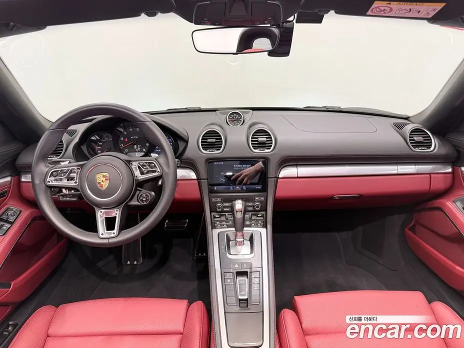 Porsche 718 2024 4.0 автомат (гидро), фото 14