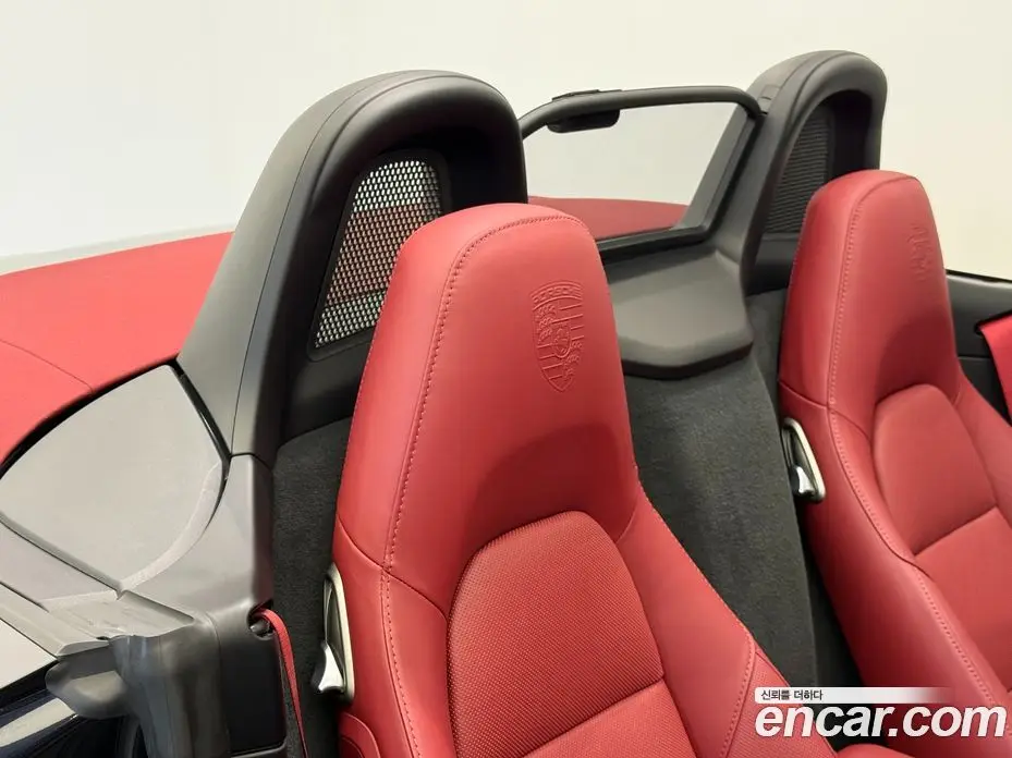 Porsche 718 2024 4.0 автомат (гидро), фото 15