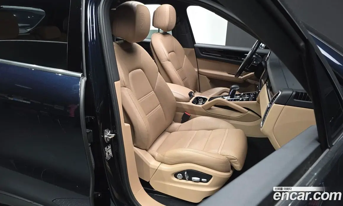Porsche Cayenne 2019 3.0 автомат (гидро), фото 16 Porsche Cayenne 2019 3.0 автомат (гидро), фото 16