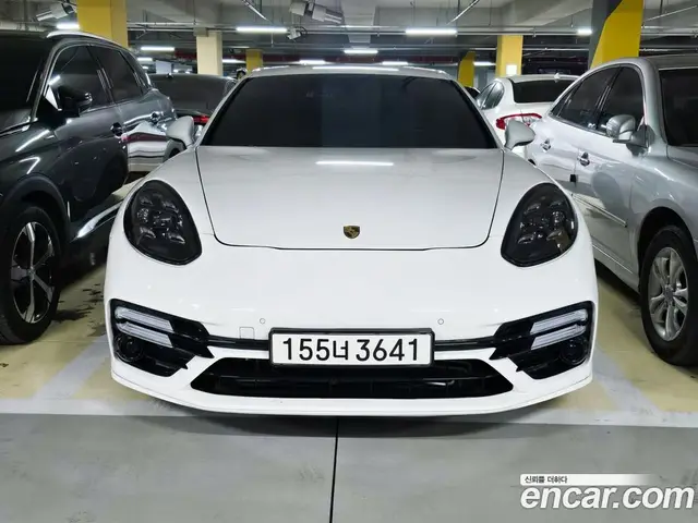 Porsche Panamera 2011 3.6 автомат (гидро), миниатюра 1 Porsche Panamera 2011 3.6 автомат (гидро), миниатюра 1