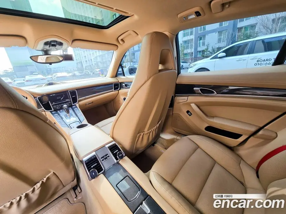 Porsche Panamera 2011 3.6 автомат (гидро), фото 18 Porsche Panamera 2011 3.6 автомат (гидро), фото 18