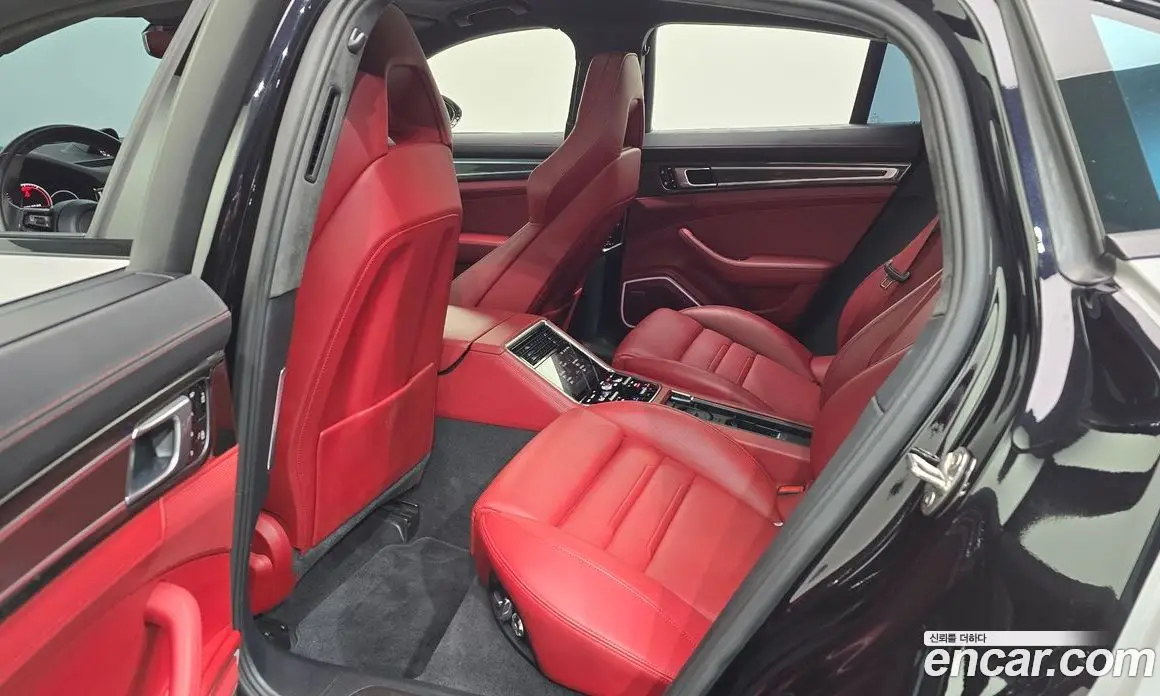 Porsche Panamera 2021 4.0 автомат (гидро), фото 17 Porsche Panamera 2021 4.0 автомат (гидро), фото 17