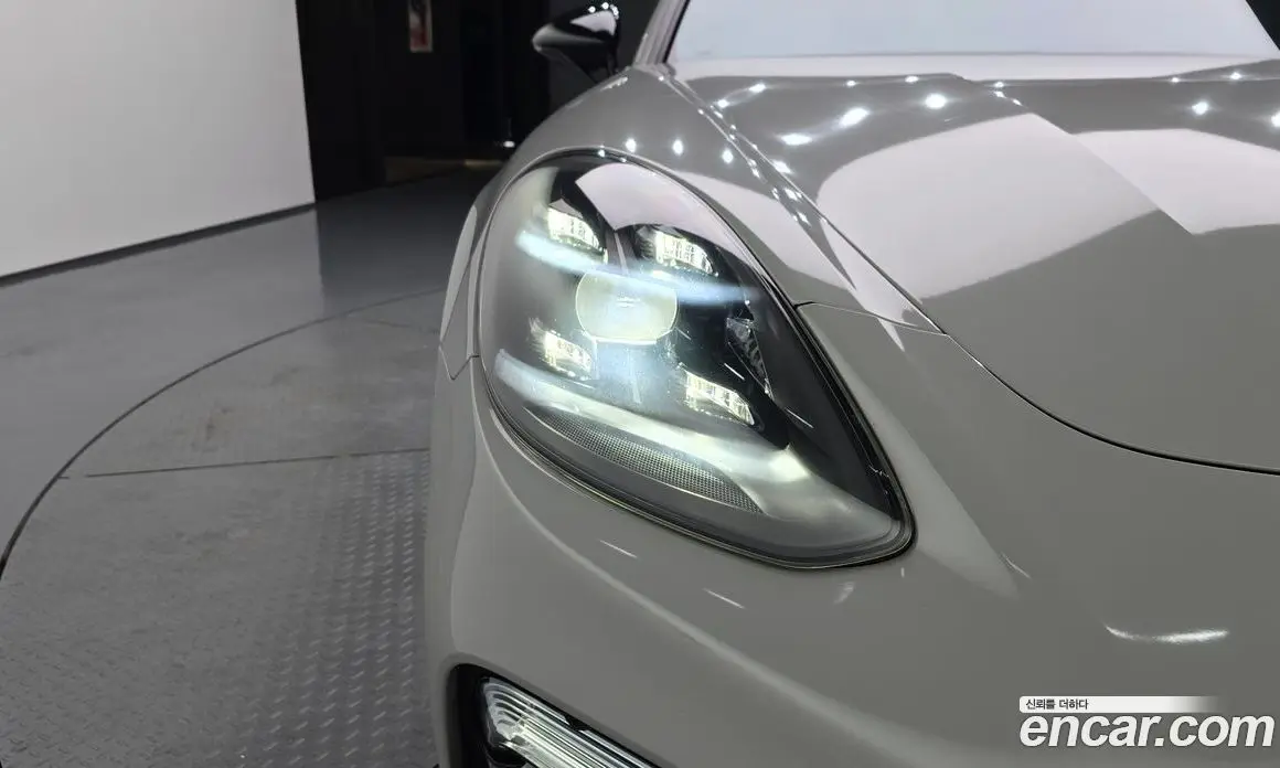 Porsche Panamera 2021 4.0 автомат (гидро), фото 8 Porsche Panamera 2021 4.0 автомат (гидро), фото 8