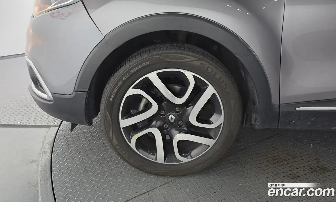 Renault (Samsung) QM3 2016 1.5 автомат (гидро), фото 5 Renault (Samsung) QM3 2016 1.5 автомат (гидро), фото 5