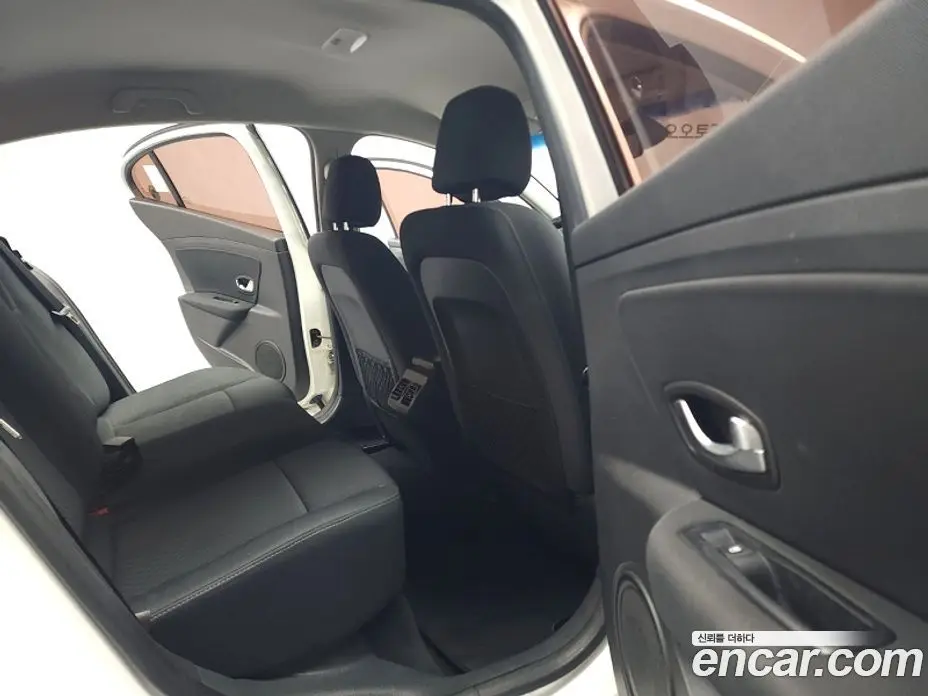 Renault (Samsung) SM3 2009 1.6 автомат (гидро), фото 12 Renault (Samsung) SM3 2009 1.6 автомат (гидро), фото 12