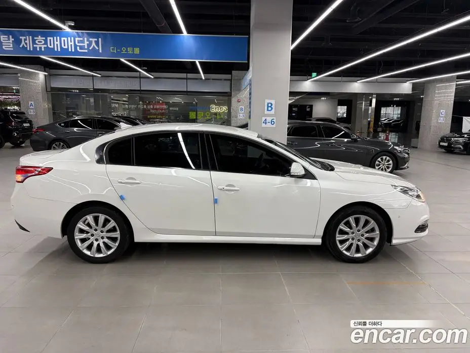 Renault (Samsung) SM5 2014 2.0 автомат (гидро), фото 4 Renault (Samsung) SM5 2014 2.0 автомат (гидро), фото 4