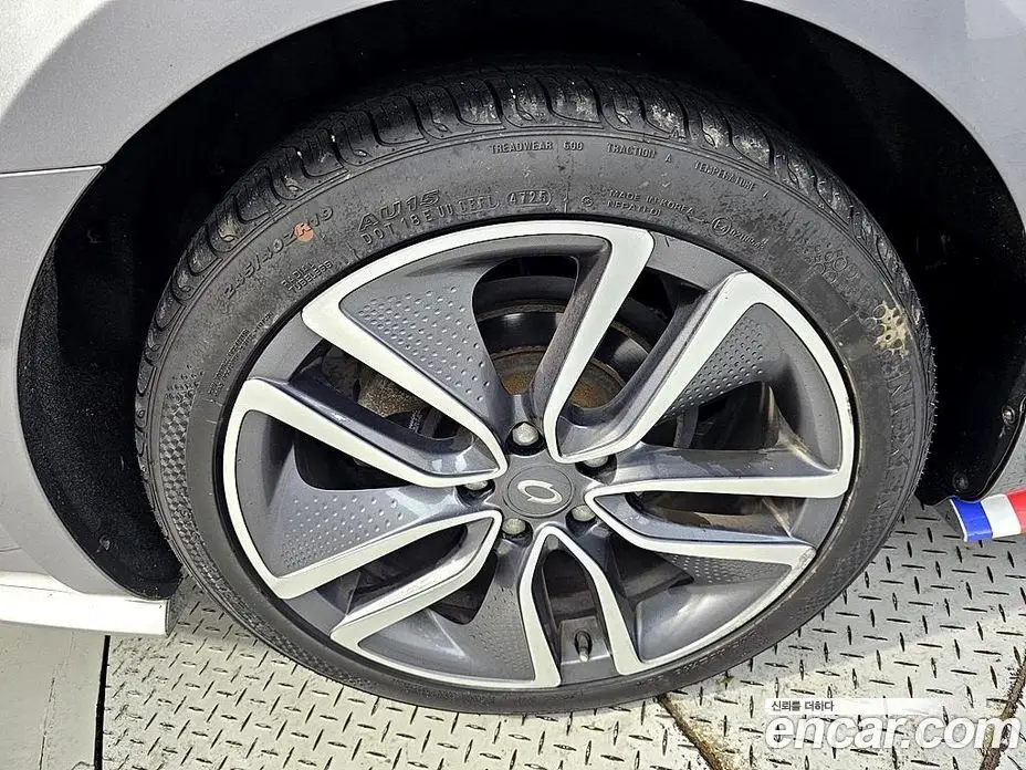 Renault (Samsung) SM6 2016 1.6 автомат (гидро), фото 20 Renault (Samsung) SM6 2016 1.6 автомат (гидро), фото 20