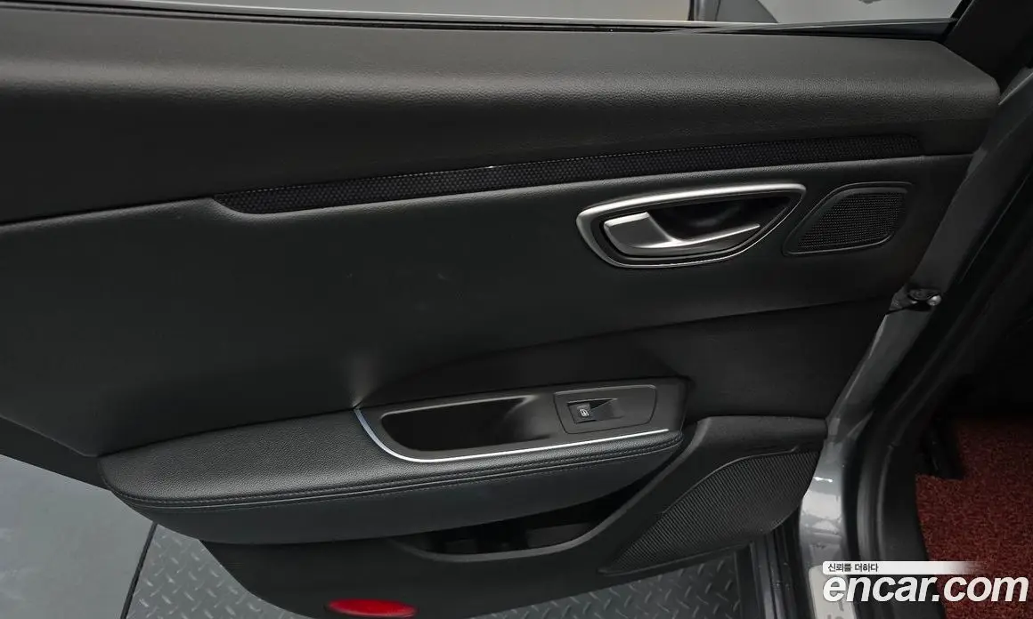 Renault (Samsung) SM6 2017 2.0 автомат (гидро), фото 13 Renault (Samsung) SM6 2017 2.0 автомат (гидро), фото 13