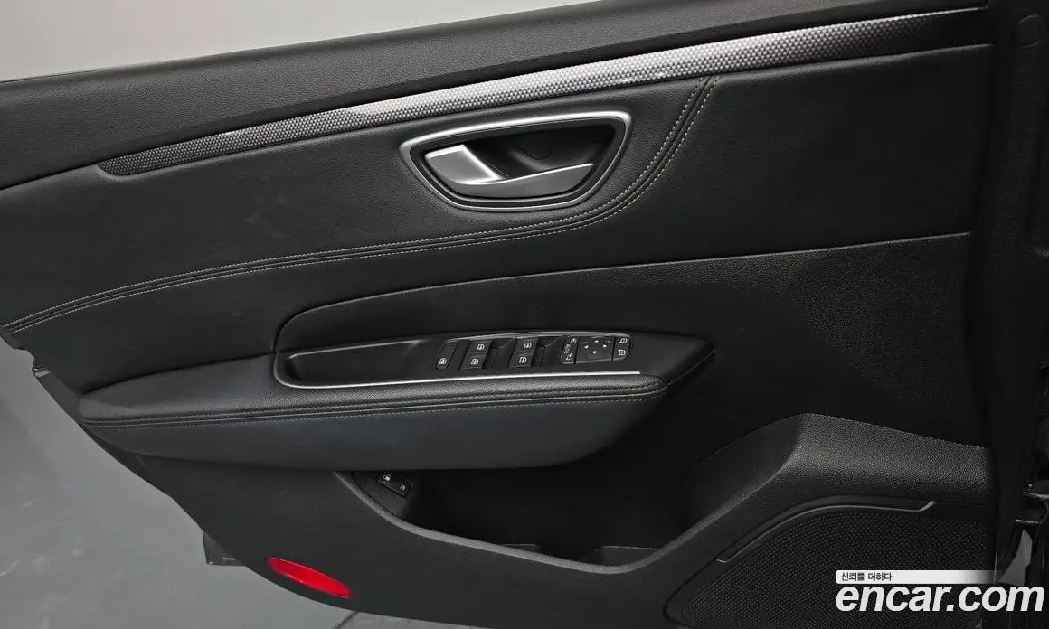 Renault (Samsung) SM6 2017 2.0 автомат (гидро), фото 14 Renault (Samsung) SM6 2017 2.0 автомат (гидро), фото 14