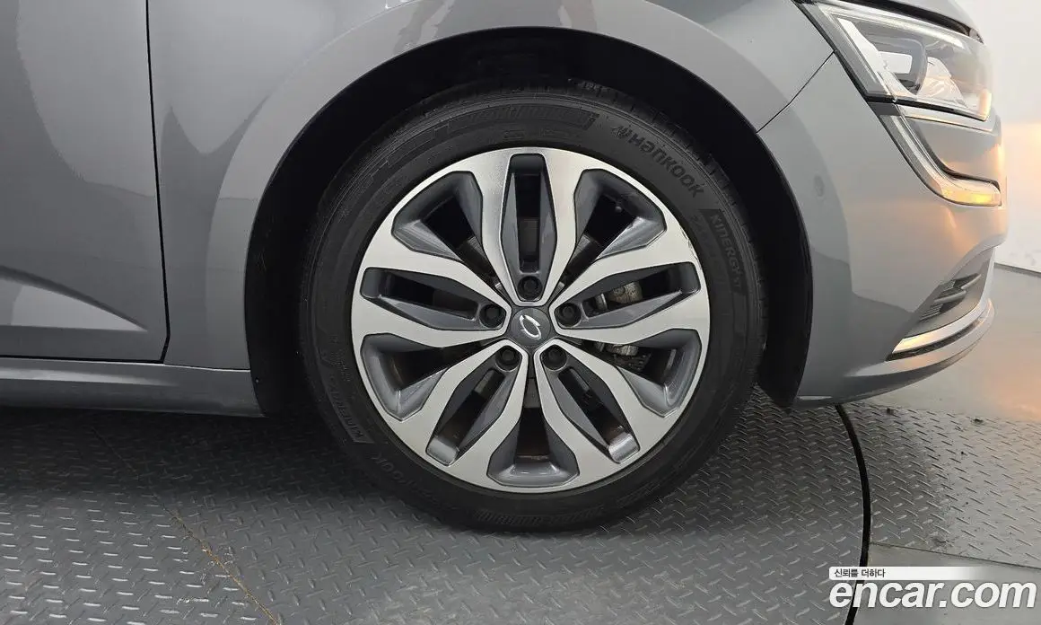 Renault (Samsung) SM6 2017 2.0 автомат (гидро), фото 22 Renault (Samsung) SM6 2017 2.0 автомат (гидро), фото 22
