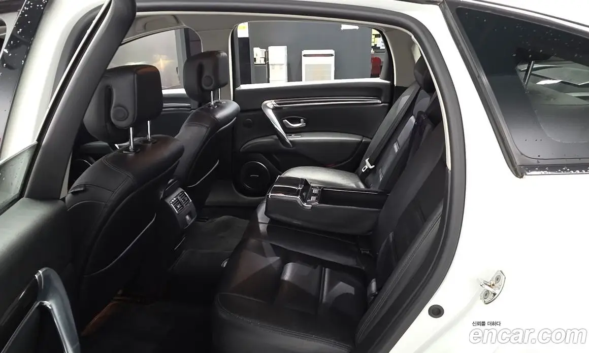 Renault (Samsung) SM7 2011 2.5 автомат (гидро), фото 18 Renault (Samsung) SM7 2011 2.5 автомат (гидро), фото 18