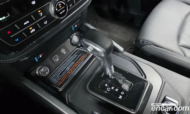 SsangYong Rexton 2021 2.2 автомат (гидро), миниатюра 9