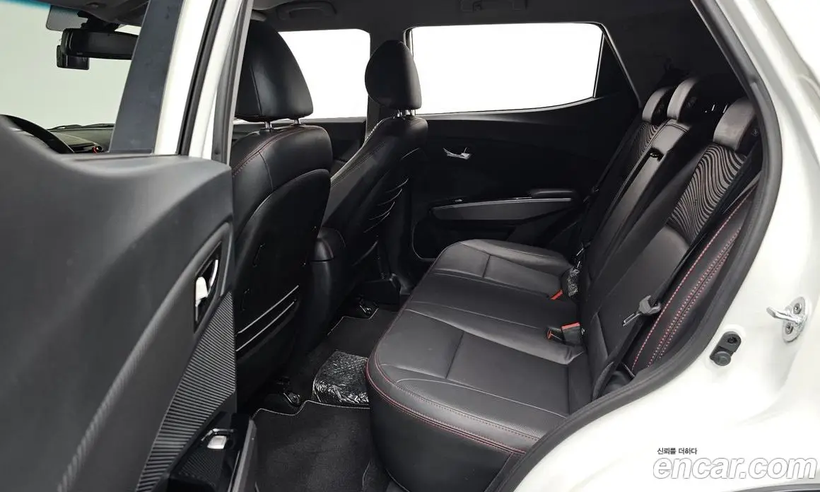 SsangYong TIBOLI 2018 1.6 автомат (гидро), фото 12