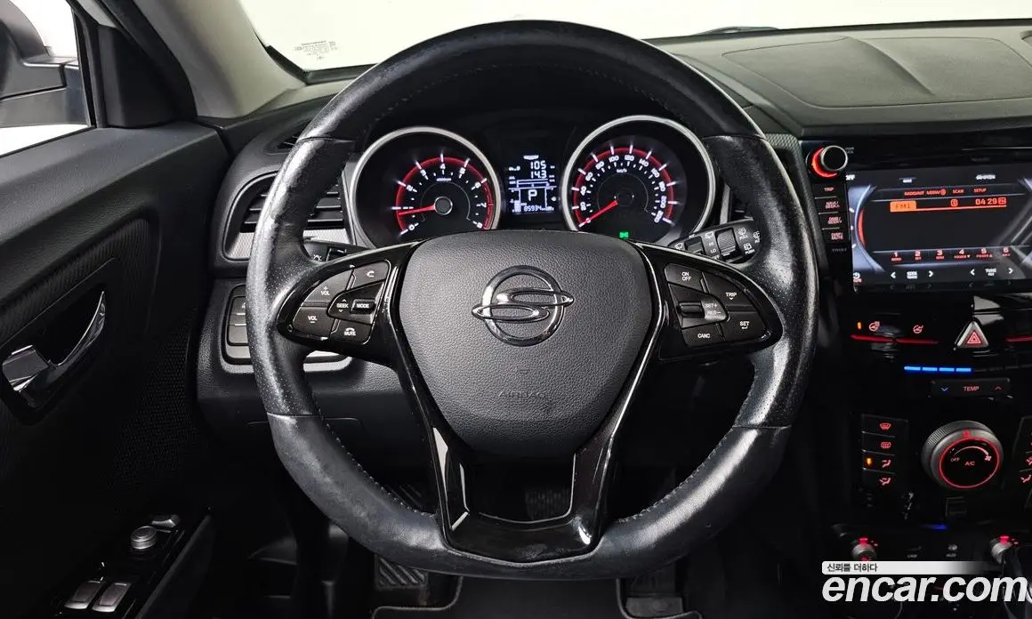SsangYong TIBOLI 2018 1.6 автомат (гидро), фото 13