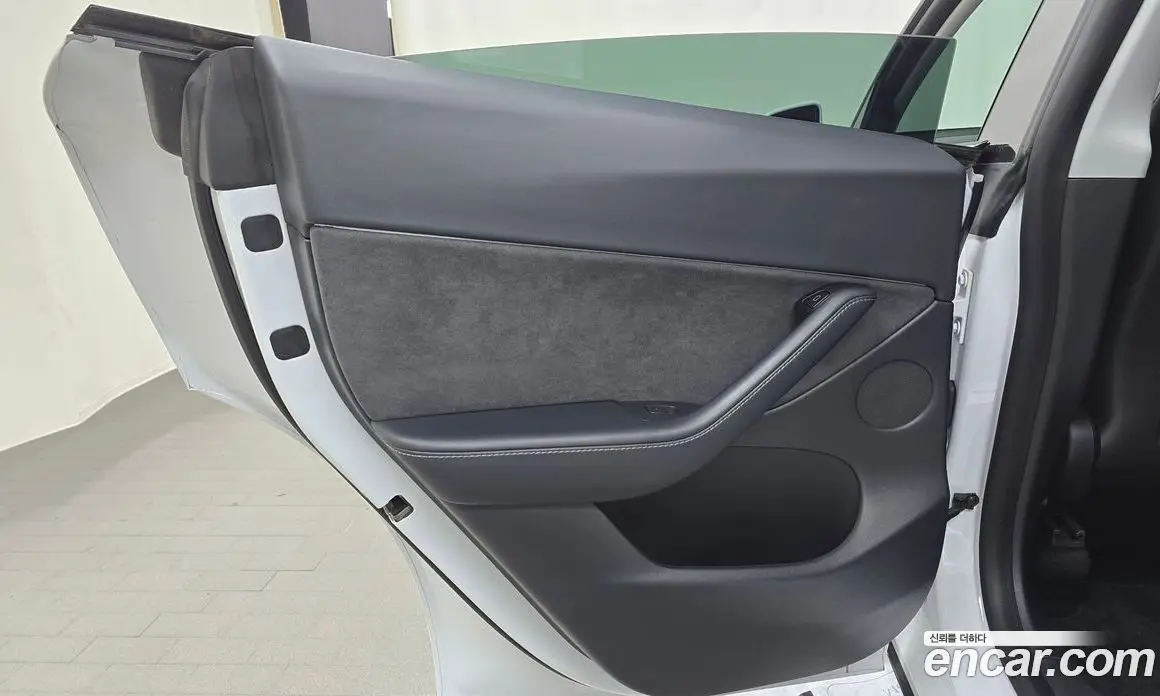 Tesla Model Y 2021 0.2 автомат (гидро), фото 14 Tesla Model Y 2021 0.2 автомат (гидро), фото 14