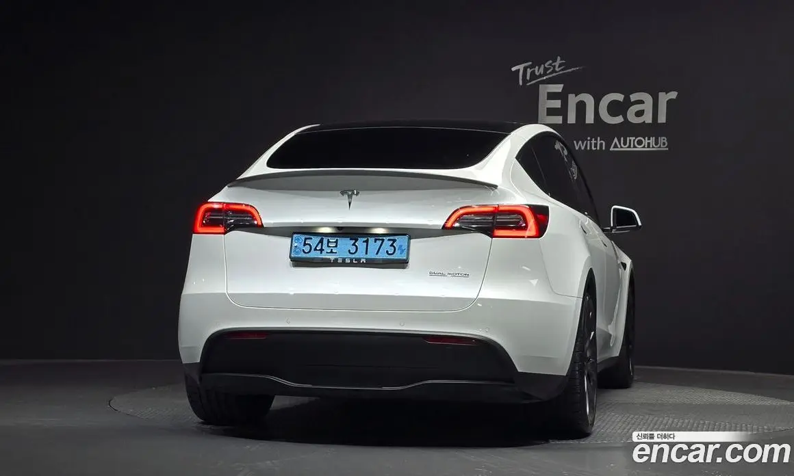 Tesla Model Y 2021 0.2 автомат (гидро), фото 3 Tesla Model Y 2021 0.2 автомат (гидро), фото 3