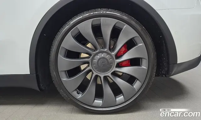 Tesla Model Y 2021 0.2 автомат (гидро), миниатюра 6 Tesla Model Y 2021 0.2 автомат (гидро), миниатюра 6