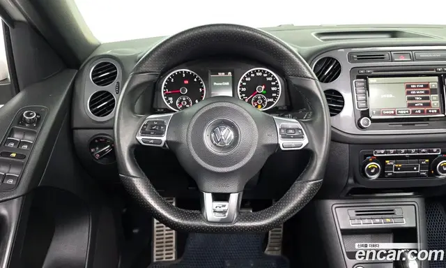 Volkswagen Tiguan 2013 2.0 автомат (гидро), миниатюра 12