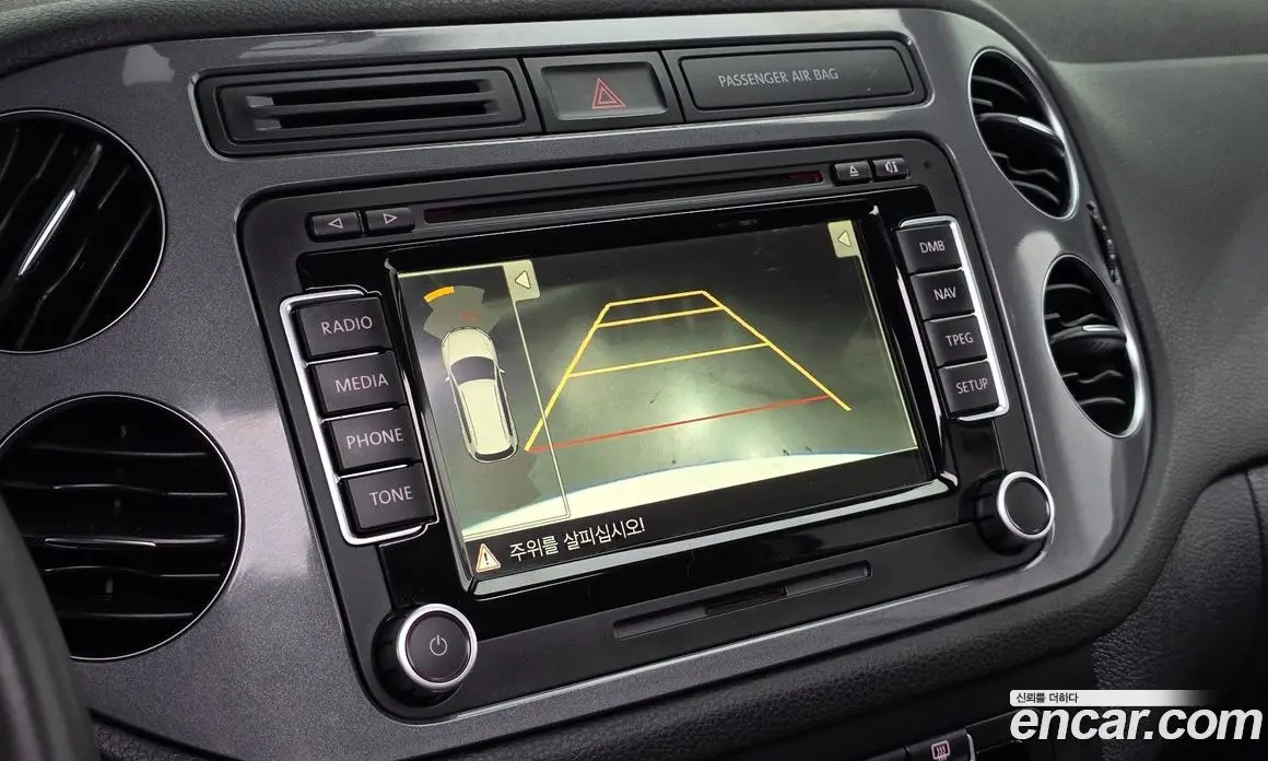 Volkswagen Tiguan 2013 2.0 автомат (гидро), фото 13