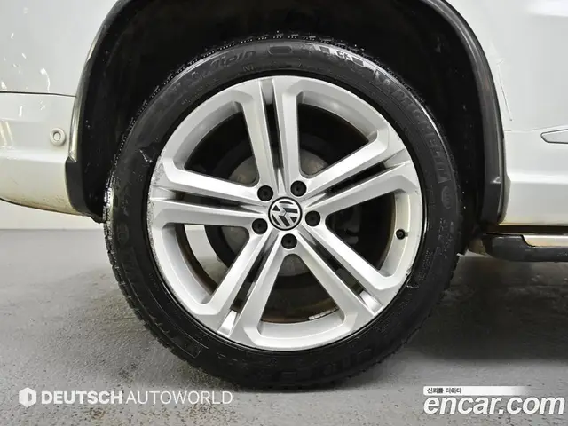 Volkswagen Tiguan 2014 2.0 автомат (гидро), миниатюра 5 Volkswagen Tiguan 2014 2.0 автомат (гидро), миниатюра 5