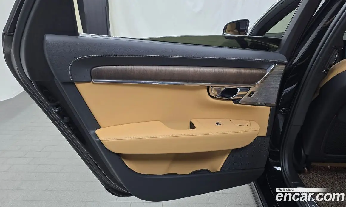 Volvo S90 2021 2.0 автомат (гидро), фото 14 Volvo S90 2021 2.0 автомат (гидро), фото 14