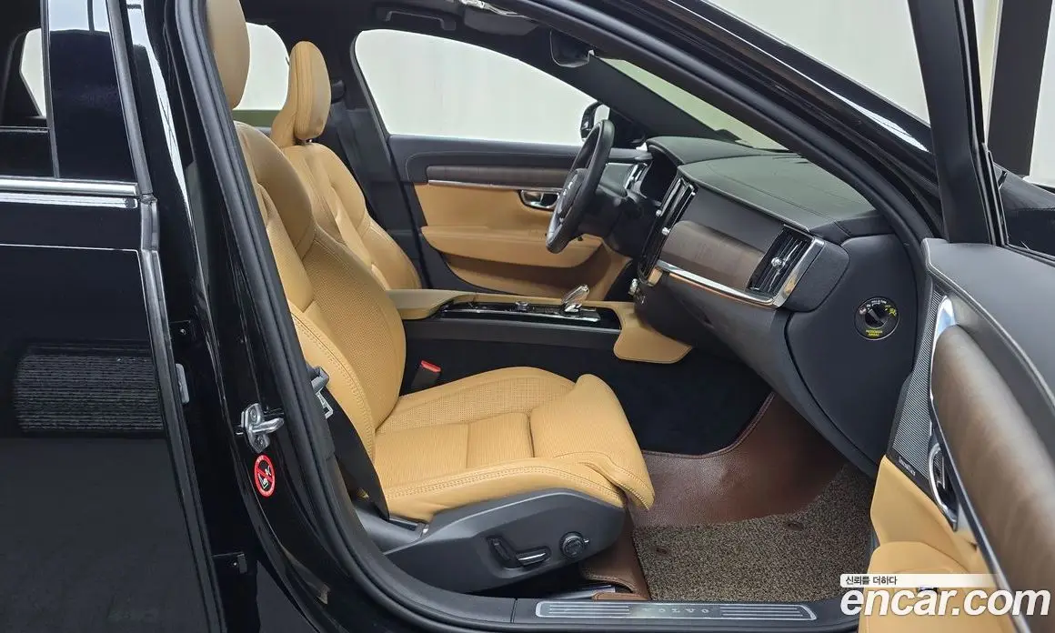 Volvo S90 2021 2.0 автомат (гидро), фото 15 Volvo S90 2021 2.0 автомат (гидро), фото 15