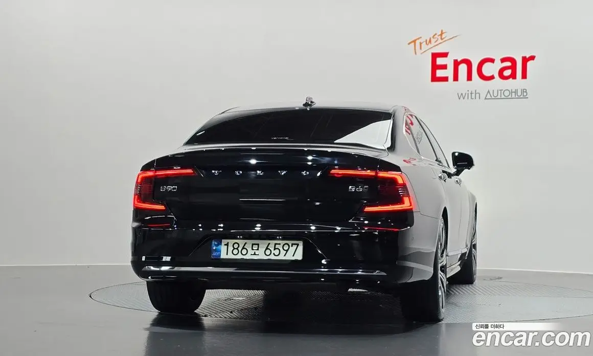 Volvo S90 2021 2.0 автомат (гидро), фото 3 Volvo S90 2021 2.0 автомат (гидро), фото 3