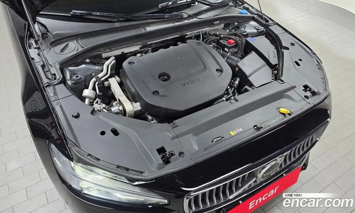 Volvo S90 2021 2.0 автомат (гидро), фото 5 Volvo S90 2021 2.0 автомат (гидро), фото 5