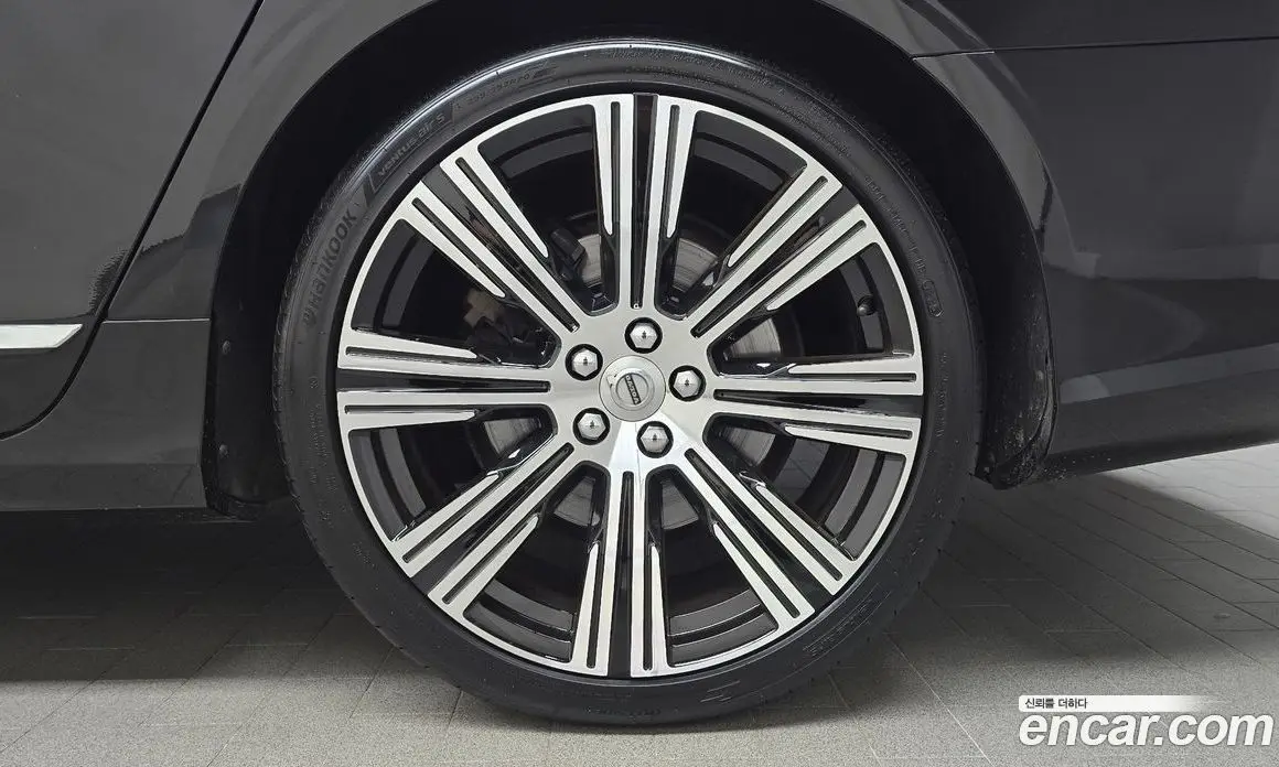 Volvo S90 2021 2.0 автомат (гидро), фото 6 Volvo S90 2021 2.0 автомат (гидро), фото 6