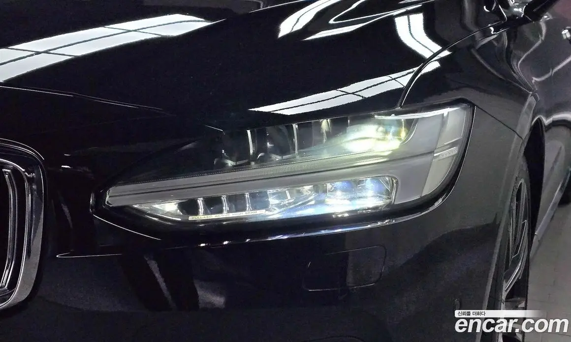 Volvo S90 2021 2.0 автомат (гидро), фото 7 Volvo S90 2021 2.0 автомат (гидро), фото 7