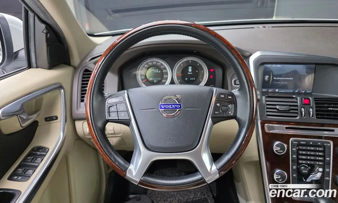 Volvo XC60 2012 2.4 автомат (гидро), фото 13 Volvo XC60 2012 2.4 автомат (гидро), фото 13