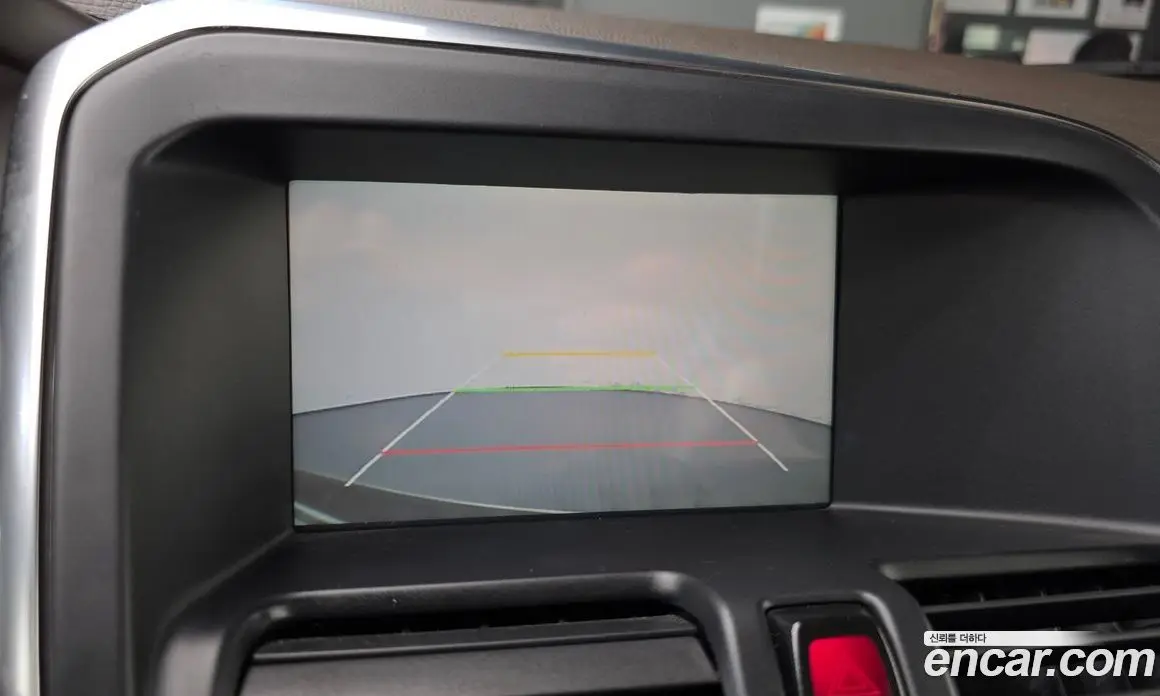 Volvo XC60 2012 2.4 автомат (гидро), фото 16 Volvo XC60 2012 2.4 автомат (гидро), фото 16