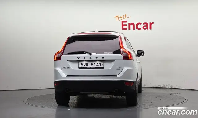 Volvo XC60 2012 2.4 автомат (гидро), миниатюра 4 Volvo XC60 2012 2.4 автомат (гидро), миниатюра 4