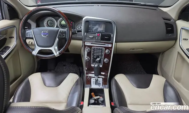 Volvo XC60 2012 2.4 автомат (гидро), миниатюра 7 Volvo XC60 2012 2.4 автомат (гидро), миниатюра 7