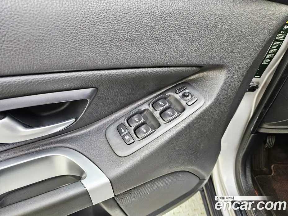 Volvo XC90 2010 2.4 автомат (гидро), фото 15 Volvo XC90 2010 2.4 автомат (гидро), фото 15
