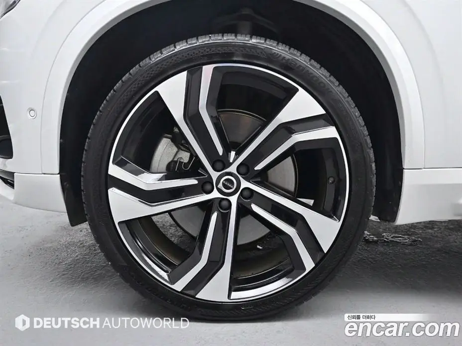 Volvo XC90 2020 2.0 автомат (гидро), фото 5 Volvo XC90 2020 2.0 автомат (гидро), фото 5