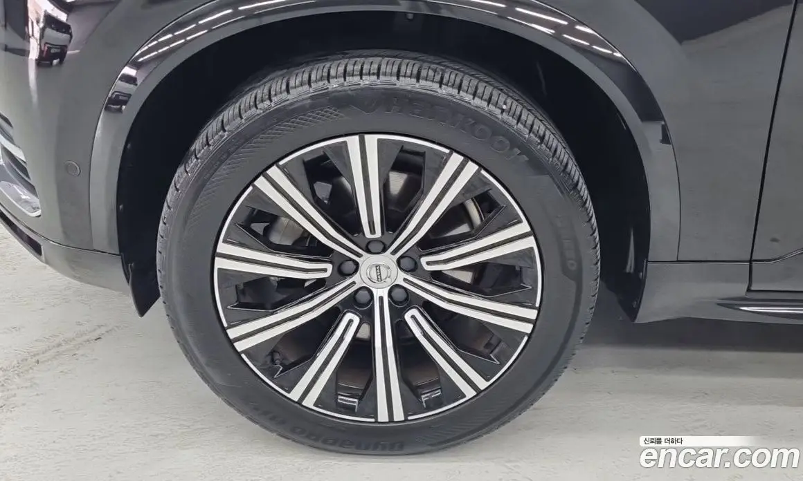Volvo XC90 2020 2.0 автомат (гидро), фото 16 Volvo XC90 2020 2.0 автомат (гидро), фото 16