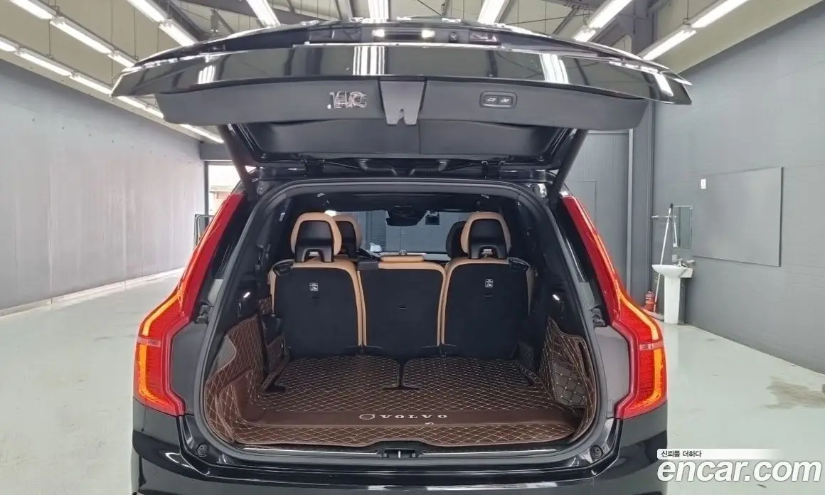 Volvo XC90 2020 2.0 автомат (гидро), фото 17 Volvo XC90 2020 2.0 автомат (гидро), фото 17