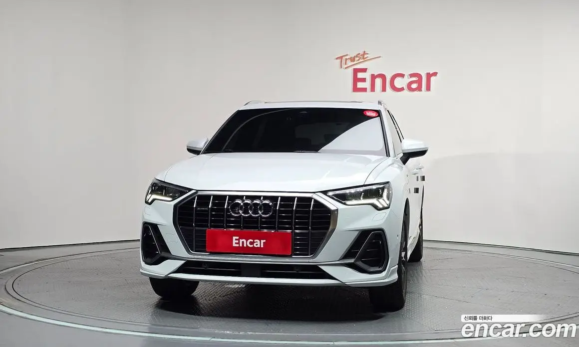 Audi Q3 2023 2.0 автомат (гидро), фото 3 Audi Q3 2023 2.0 автомат (гидро), фото 3