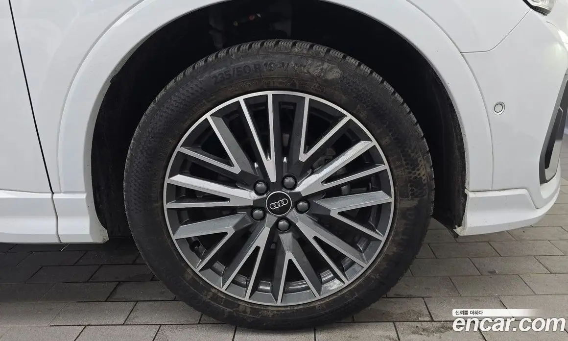 Audi Q3 2023 2.0 автомат (гидро), фото 7 Audi Q3 2023 2.0 автомат (гидро), фото 7
