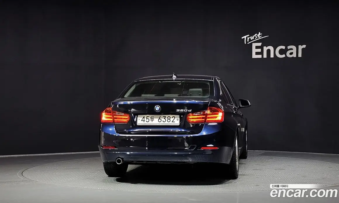 BMW 3 серия 2014 2.0 автомат (гидро), фото 4 BMW 3 серия 2014 2.0 автомат (гидро), фото 4