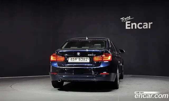 BMW 3 серия 2014 2.0 автомат (гидро), миниатюра 4 BMW 3 серия 2014 2.0 автомат (гидро), миниатюра 4