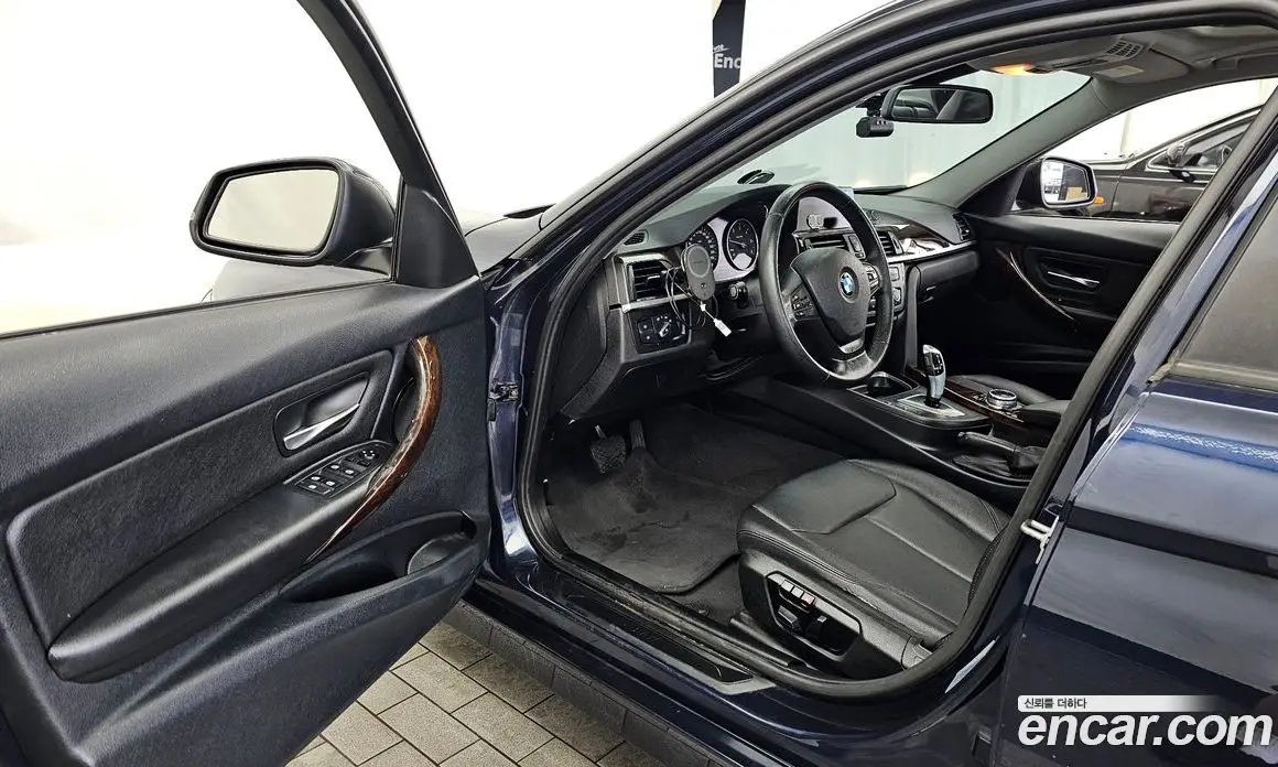 BMW 3 серия 2014 2.0 автомат (гидро), фото 10 BMW 3 серия 2014 2.0 автомат (гидро), фото 10