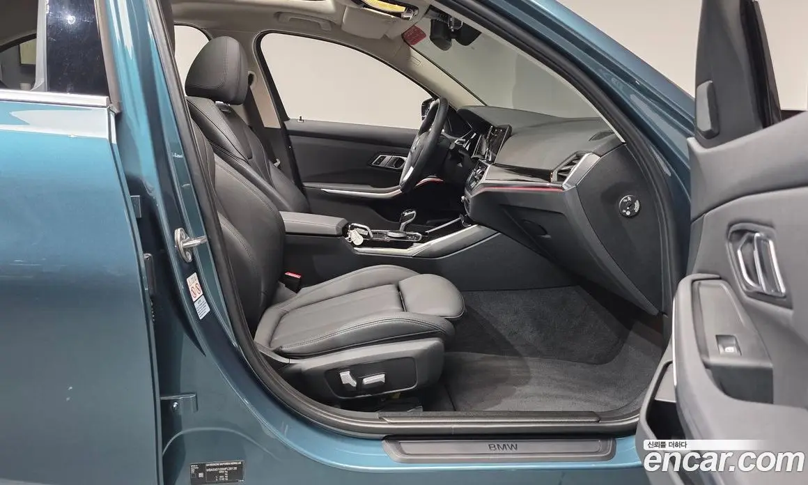 BMW 3 серия 2021 2.0 автомат (гидро), фото 15 BMW 3 серия 2021 2.0 автомат (гидро), фото 15