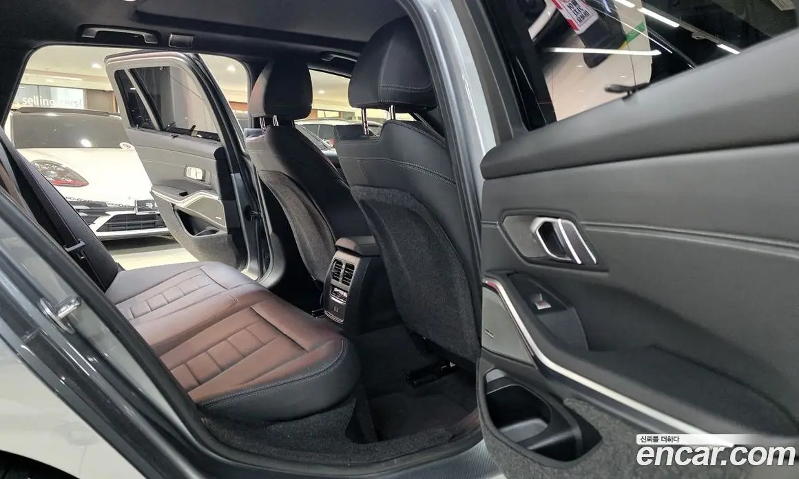 BMW 3 серия 2025 3.0 автомат (гидро), фото 13 BMW 3 серия 2025 3.0 автомат (гидро), фото 13