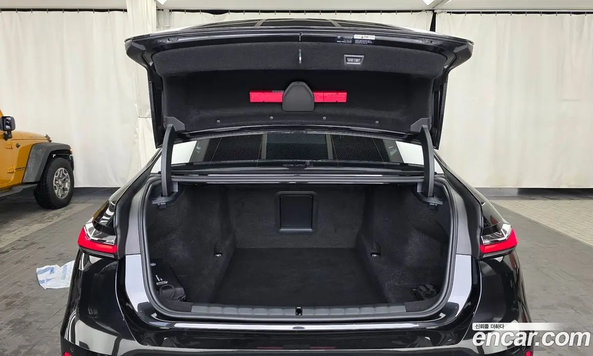 BMW 7 серия 2025 3.0 автомат (гидро), фото 20
