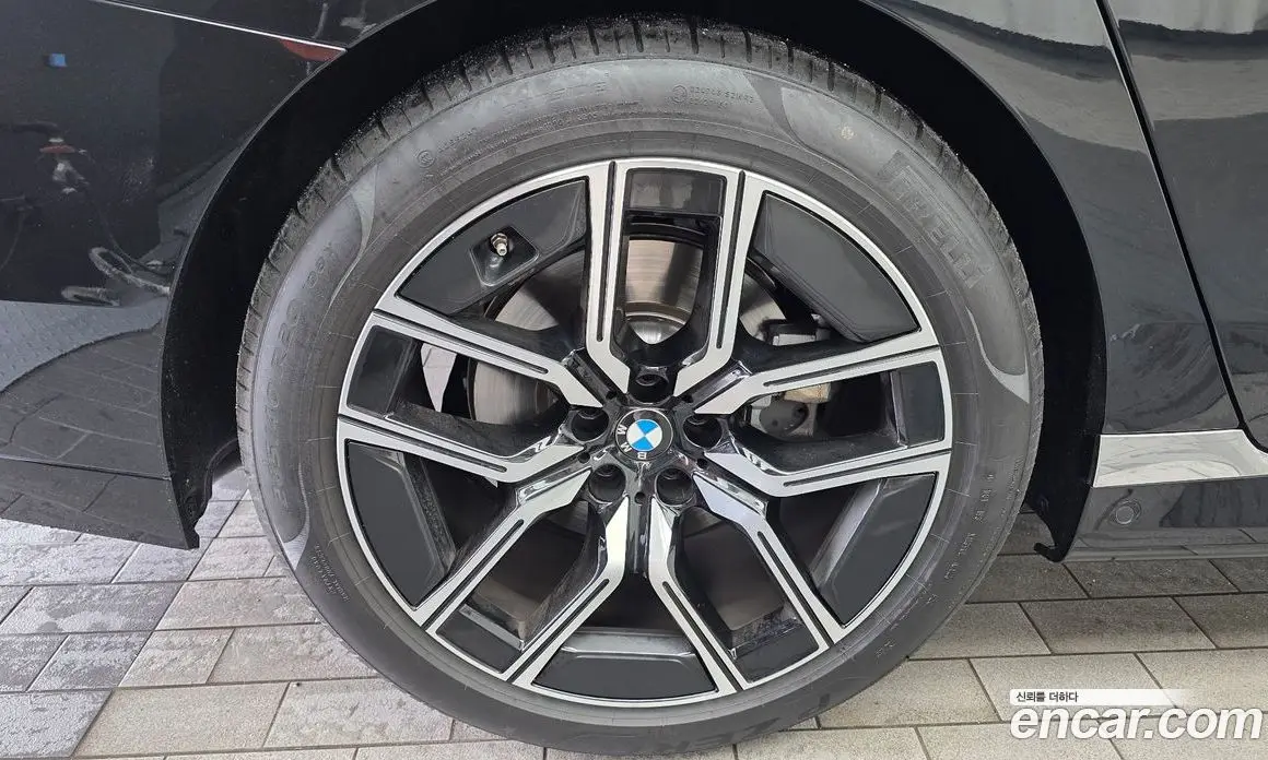 BMW 7 серия 2025 3.0 автомат (гидро), фото 5