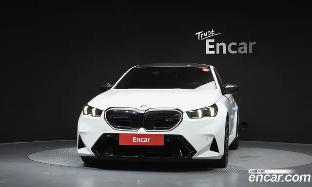 BMW M5 2025 4.4 автомат (гидро), миниатюра 3 BMW M5 2025 4.4 автомат (гидро), миниатюра 3