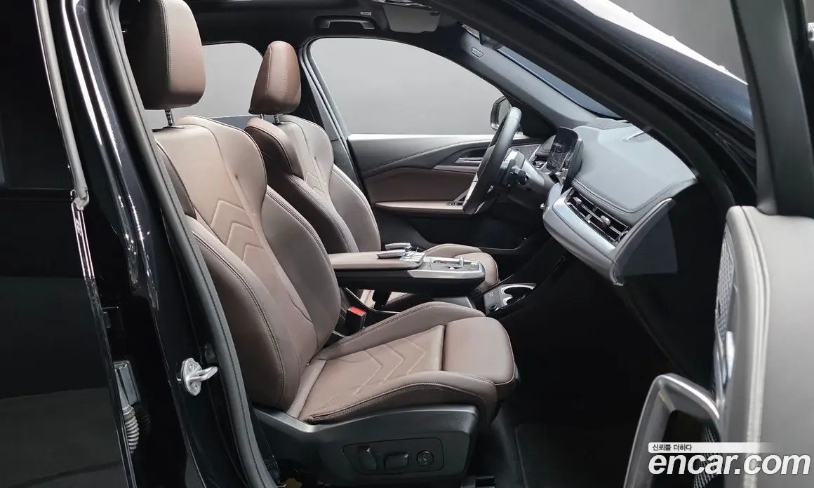BMW X1 2025 2.0 автомат (гидро), фото 16 BMW X1 2025 2.0 автомат (гидро), фото 16